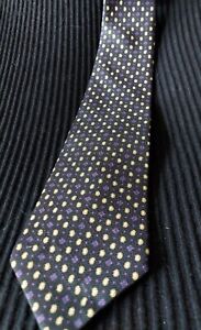 Tommy Hilfiger Mens Classic Necktie Black/purple/gold pasiley