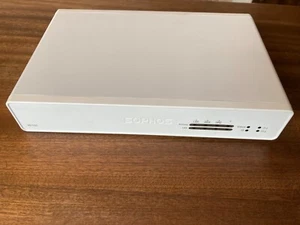 SOPHOS XG 115 Rev. 3 Firewall mit Netzteil & Home Lizenz aktiv - Photo 1/12