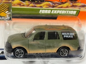 Matchbox #54 Ford Expedition Military Police, 1/64, Neu in OVP, Lot A - Bild 1 von 2