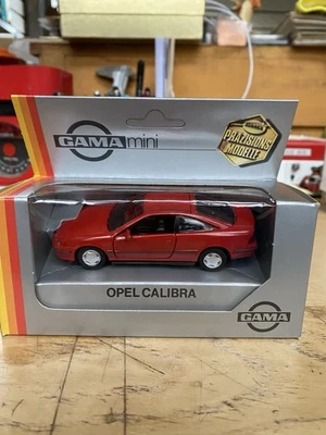 Gama Opel Vauxhall Calibra in rosso 2 porte 1138 in scala 1:43 - Immagine 1 di 4