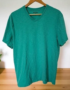 Foot Locker T-Shirt Mens Size XL Green V-Neck 100% Cotton Lightweight Casual - Picture 1 of 6