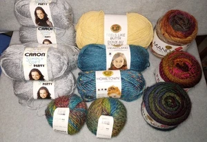Assortimento di filati nuovi, 13 matassine - Foto 1 di 15