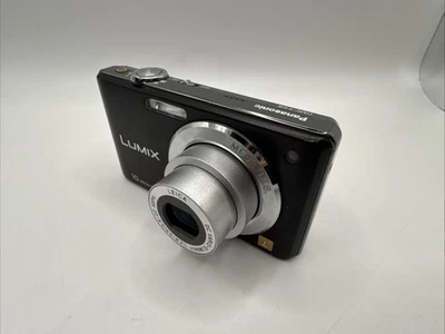 Panasonic Lumix DMC-FS8 10MP Digital Compact Camera + Charger + 8GB + Case - Image 1 of 4