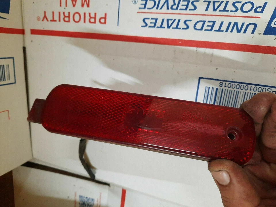 CHEVROLET COBALT PONTIAC G5 LUZ MARCADORA LATERAL TRASERA DERECHA OEM PASAJERO Foto 1 de 3