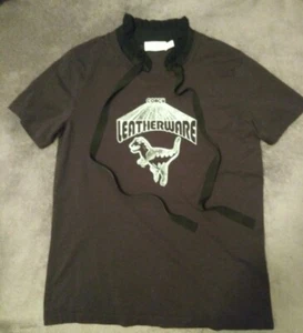CAMISETA DE ENTRENADOR TYRANNOSAURUS DINOSAURIO CUERO RUFFLE & RIBBON MUJERES MED NWOT - Imagen 1 de 9