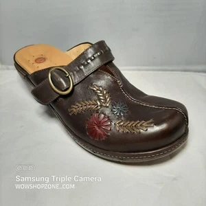 Clarks Un Structured Brown Leather Mules Clogs Floral Stitch Design Womens 8 M - Picture 1 of 11