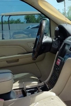 2007-2010 Cadillac Escalade ESV LH Driver Steering Wheel Airbag OEM - Image 1 of 3