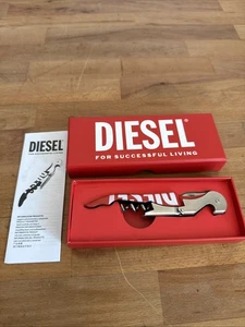 Abrebotellas Sacacorchos Diesel Logo'd en caja COMO NUEVO ¡ENVÍO GRATUITO! - Imagen 1 de 3