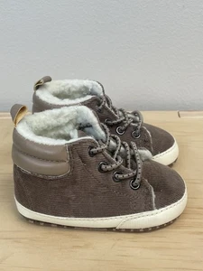 Carters Infant Baby Shoes 0-3M Brown Corduroy Fleece Lined Crib Booties Unisex - Picture 1 of 8