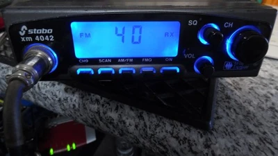 Stabo XM4042 40FM 12AM Mobilgerät - Bild 1 von 4