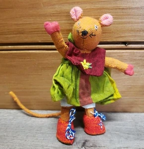 Barbara Samsoni Mouse Doll 5" Hand Woven Hand Sewn Girl Mouse Made In Sri Lanka  - Picture 1 of 9