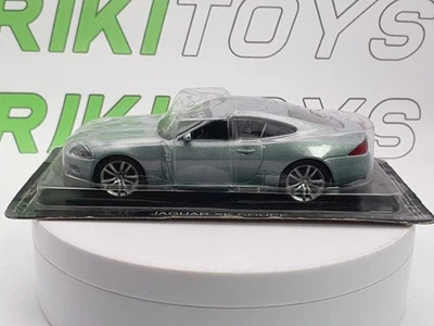 Jaguar XK Coupé Edicola 1/43 Argento - Immagine 1 di 4
