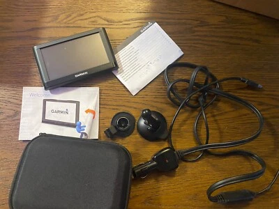New Garmin Nuvi 55 LM GPS Bundle. Free Shipping - Image 1 of 4