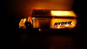 1994 Edition Ryder Toy Moving Truck With Working Lights Rare First Edition China
