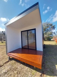 Transportable Cabin - Picture 1 of 8
