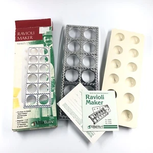Villaware RAVIOLI MAKER, 5400, makes 12 raviolis 1 3/4" square Inch Chef VINTAGE - Picture 1 of 6