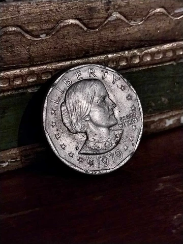 1979 Susan B. Anthony Liberty One Dollar U.S. Coin D Mint Mark Cover