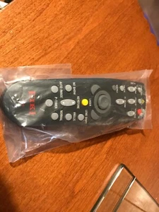 EIKI CXHE Projector Remote Control Hosiden Corp. Video Focus Zoom Laser Freeze - Picture 1 of 1
