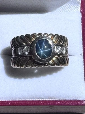 Anillo de zafiro estrella azul 18K 2,45 quilates. Peso 18,7 g.  1 de una clase. Talla 9. Foto 1 de 4