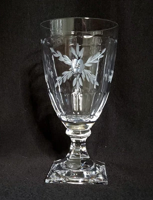 Высокий винный бокал Gorham Crystal Chantilly ручной работы с гравировкой 6 3/4 дюйма (доступно 10 шт.) - Изображение 1 из 4