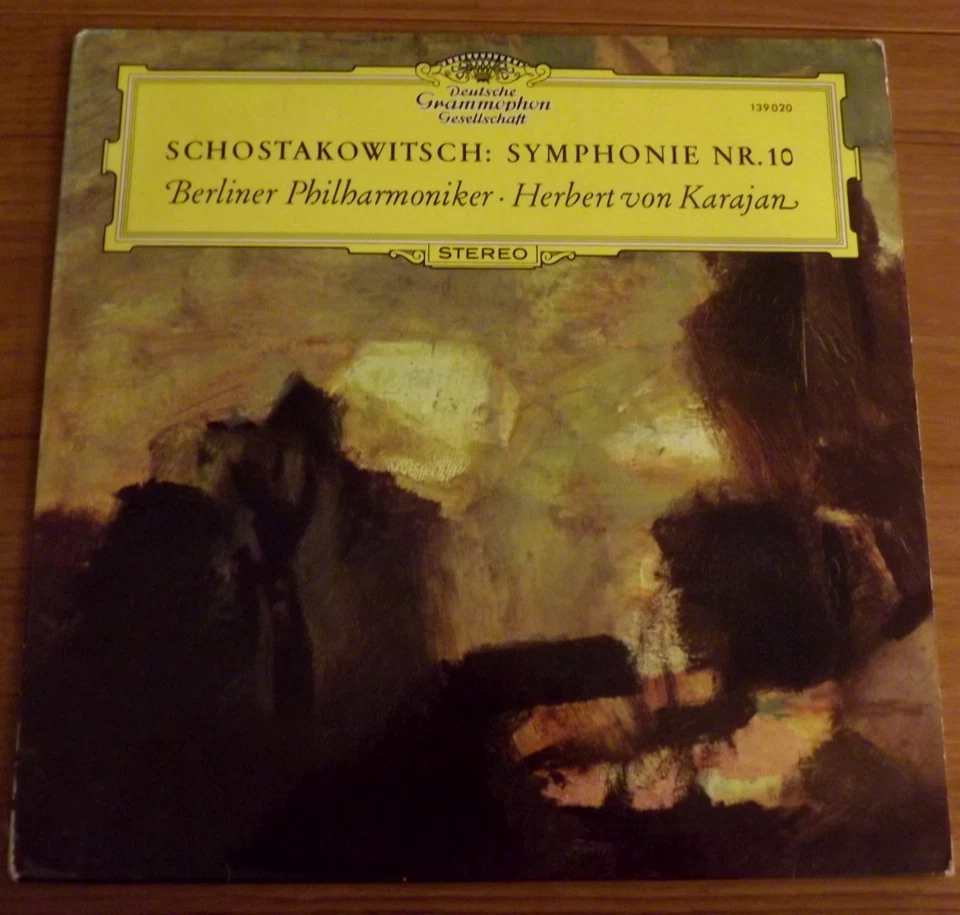 DGG 139020 - Shostakovich: Symphony No. 10 - Berlin Philharmonic / Karajan - VGC - Image 1 of 1
