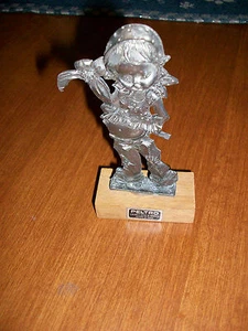 Peltro Zinn junges Mädchen versteckte Blume Figur 4,5 cm Made in Italy - Bild 1 von 3