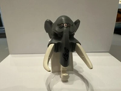 Lego The Legends of Chima Maula Elephant Mask Gray White Replacement - Image 1 of 3