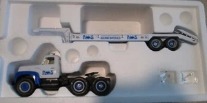 First Gear 1959 International RF 200 Blue Diamond Die Cast Truck Trailer EUC - Picture 1 of 16