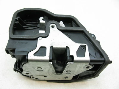 Оригинальный привод двери переднего пассажира 04–10 BMW E60 530i 525i 545i 535i 550i M5 528i - Изображение 1 из 4