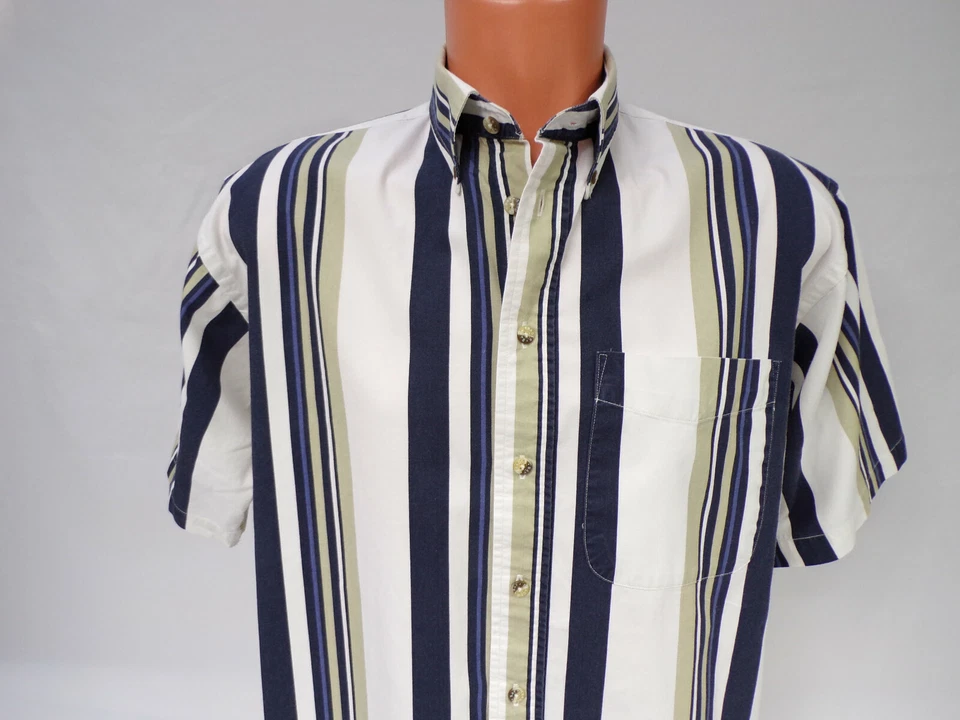 Vintage Trader Bay Shirt Men Medium Short Sleeve Blue White Stripe Cotton Pocket - Image 1 of 4