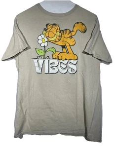 Garfield The Cat  Vibes Adult Medium 100% Cotton Tee Used See Pictures - Picture 1 of 7