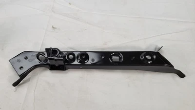 Nissan Rogue Sport 2017-2022 núcleo exterior soporte lado derecho F2520-DF3EA Foto 1 de 4