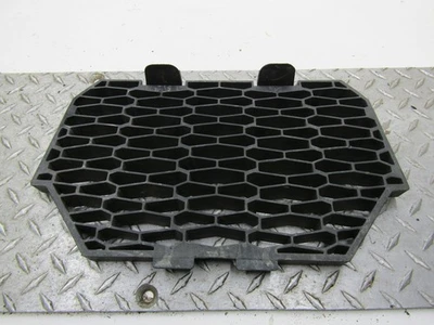 POLARIS RZR 900 S INSERÇÃO DE GRADE 5439788-070 - Imagem 1 de 4