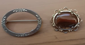 Lot of (2) Nice Vintage Pins, Unmarked, Pretty - Picture 1 of 2