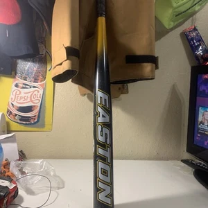 Easton Edge SK32W 34" 28 Ounces Official Softball Bat 2.25" Barrell Made In USA - Picture 1 of 8