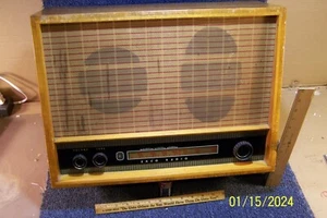 EKCO table model radio-BRITISH 230 volt-very nice wood case - Picture 1 of 9