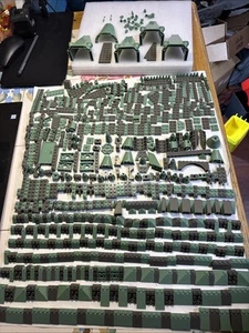 Huge 650 Piece Lot Lego Beautiful Combo Sand Green Discontinued Dark Gray Grey - Picture 1 of 5