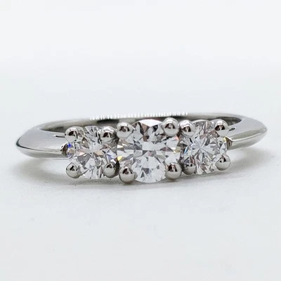 NO TARIFF 蒂芙尼戒指 三宝石天然钻石 铂金 4493048 — 第 1/4 张图片