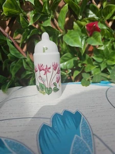 Vintage Portmeirion " Botanic Gardens" Pepper Pot Cyclamen 4¼" - Picture 1 of 6