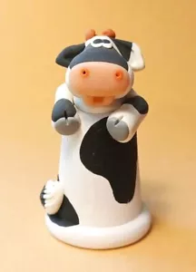 Lindo Dedal de Vaca Goofy Madera Holstein Funky Kathryn Lantz Ligero - Imagen 1 de 6