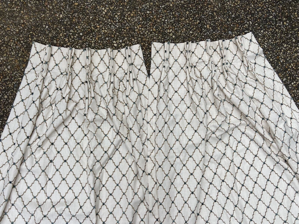 "Cortinas decorativas plisadas personalizadas enrejadas bordadas Artemis Highland Court 88,5""" Foto 1 de 4