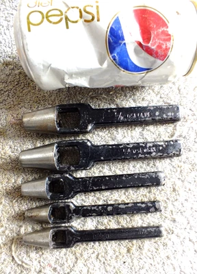 JUEGO PERFORADOR DE AGUJEROS DE PAPEL DE CUERO JUNTA OSBORNE 1/4 5/16 3/8 1/2 9/16 BONITO EE. UU. Foto 1 de 3