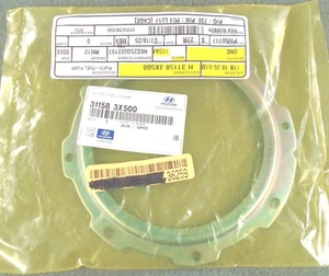 Piezas Originales Kia BOMBA DE COMBUSTIBLE PLACA DE ANILLO DE BLOQUEO nuevo OEM 31158-3X500 2014-2018 Forte - Imagen 1 de 3