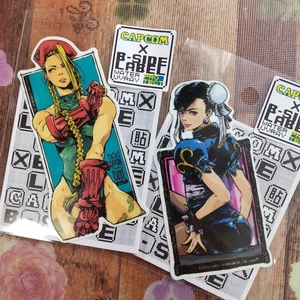 Capcom Street Fighter ChunLi & Cammy Sticker BSide Label 2 Stück gebraucht - Bild 1 von 3