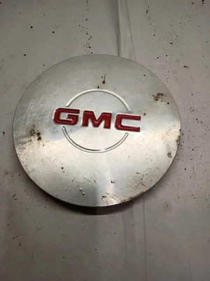 GMC Yukon XL 2000 5,3 L 4x4 tapa central de aleación delantera derecha Foto 1 de 4