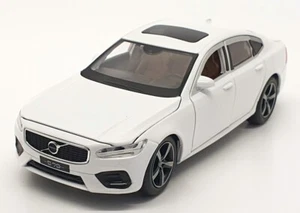 Modellino auto Tayumo scala 1/32 32100111 - Volvo S90 - bianco perlato - Foto 1 di 12