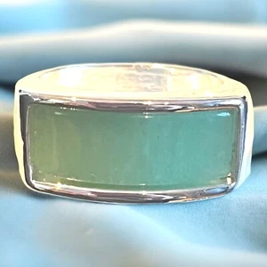 New Boutique Ring Size 9 Silver Tone Green Lucite 5C - Picture 1 of 8