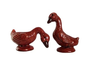 Pottery Plum Red Goose Figurines Vintage Ceramic Geese Set - Picture 1 of 8