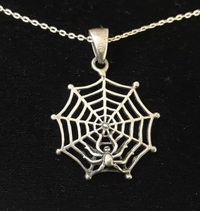 Vintage Sterling Silver Spider Web & Spider Novelty Fun Creepy Pendant Necklace - Picture 1 of 7