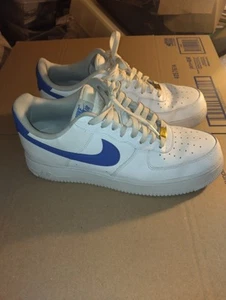 Nike Air Force 1 Low White Game Royal (Game Royal/White) - Taglia Us 12 Uomo - Foto 1 di 7
